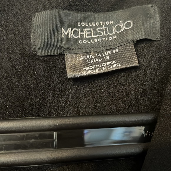 Woman’s size 14 black dress - Picture 2 of 3